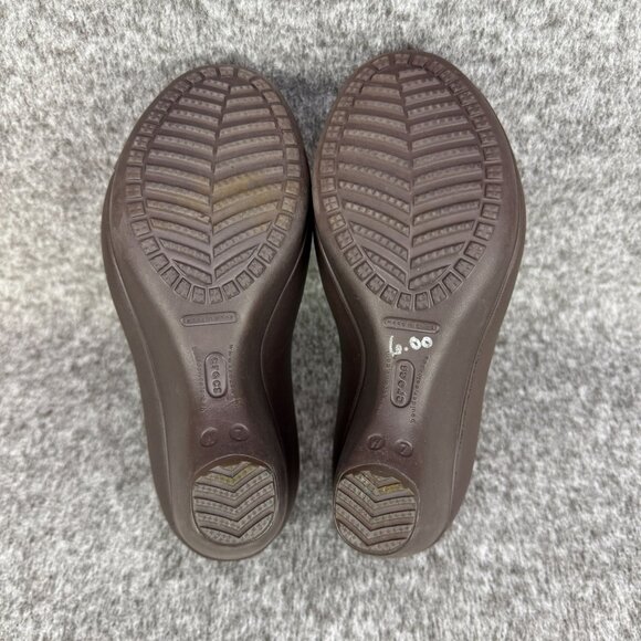 ✅Crocs Lena Womens 7W Cap Toe Wedge Brown Slip-On Heel Pumps Casual Comfort Shoe - Picture 10 of 11
